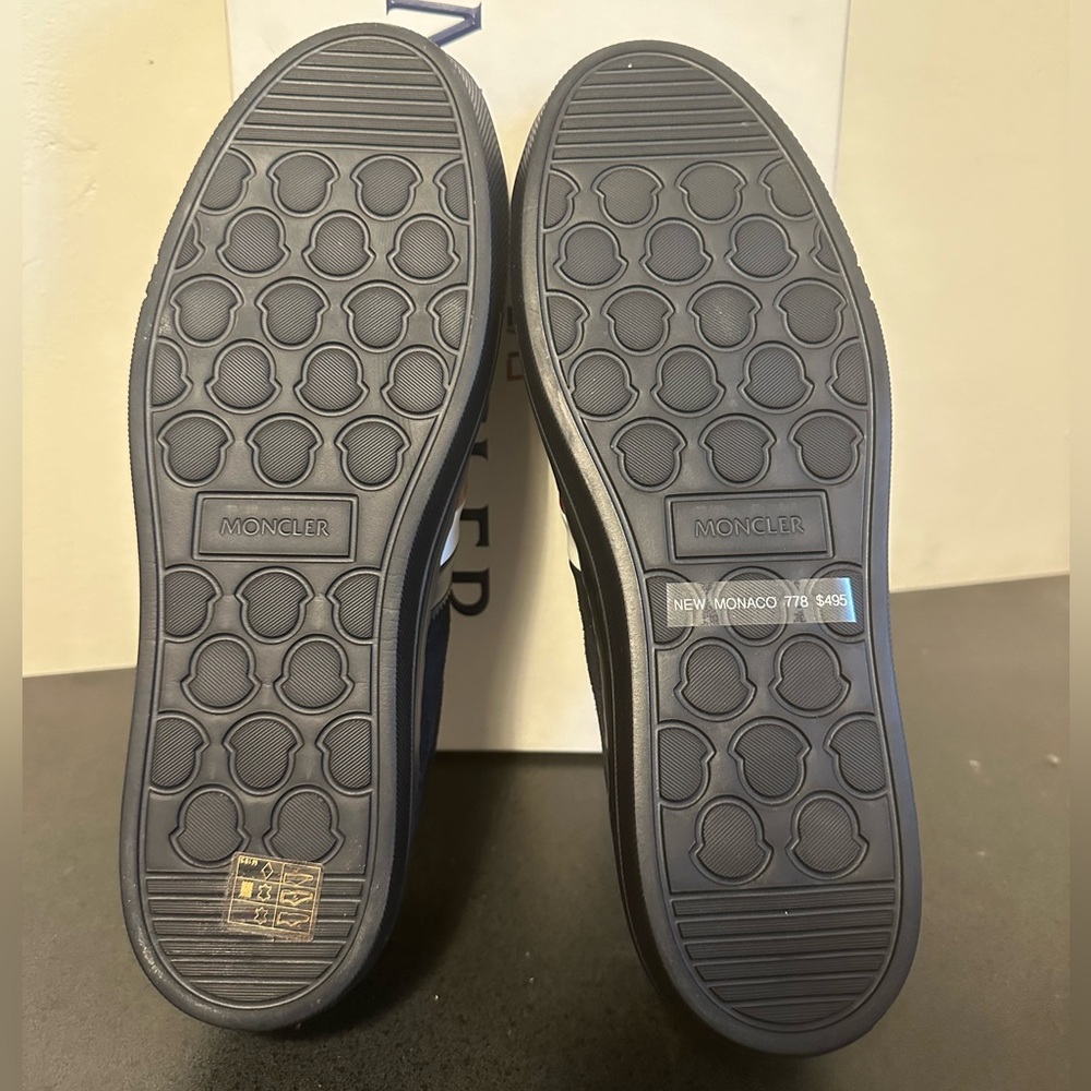 Moncler navy suede Monaco shoes - Picture 4 of 6